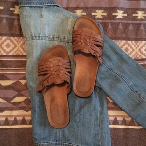 American Eagle Sandals